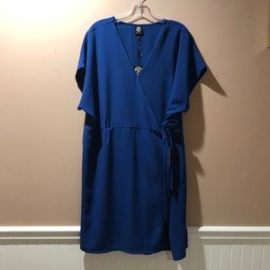Bobeau Royal blue dress with rap detail super flattering to full figure